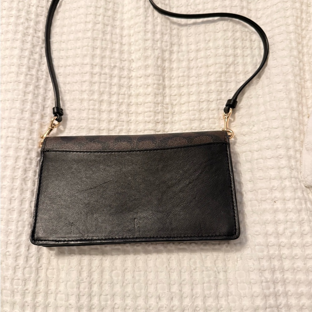 Coach Signature Brown Crossbody Bag - Picture 2 of 4